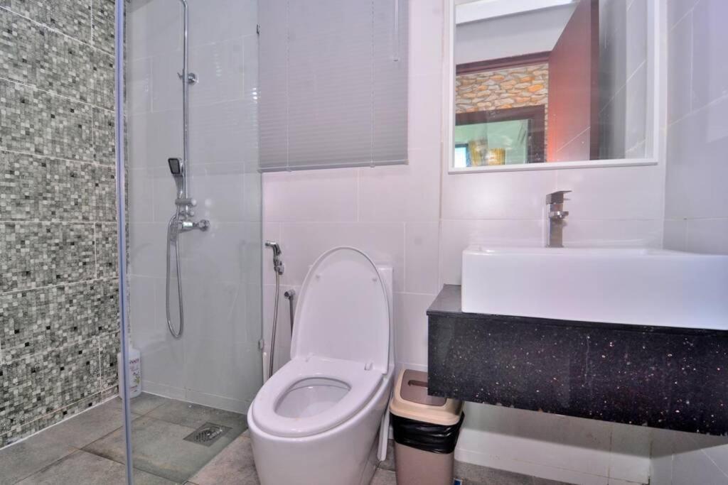 Vivacity Jazz Suite New Luxury Vivacity Cozy Home Lv8 Кучинг Экстерьер фото